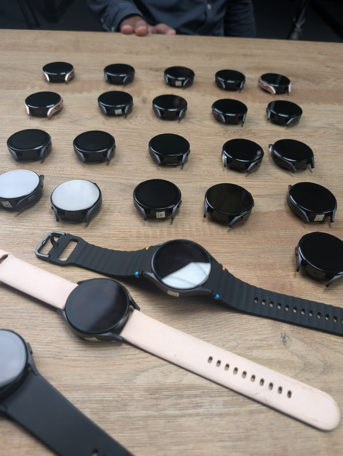 Samsung Galaxy Watch 5 10/10 - Imported Smartwatch | STech Store